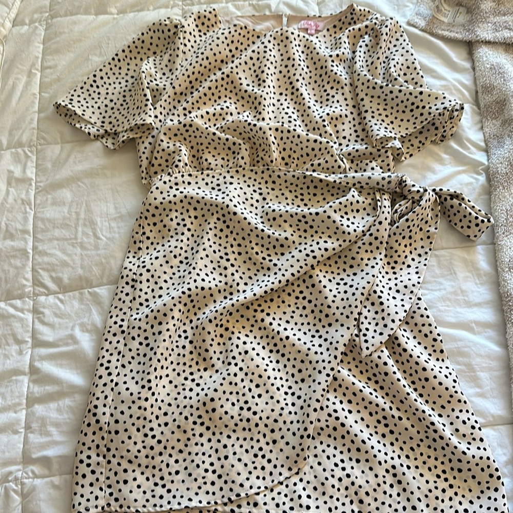 Pink lily stylish and chic spotted dress